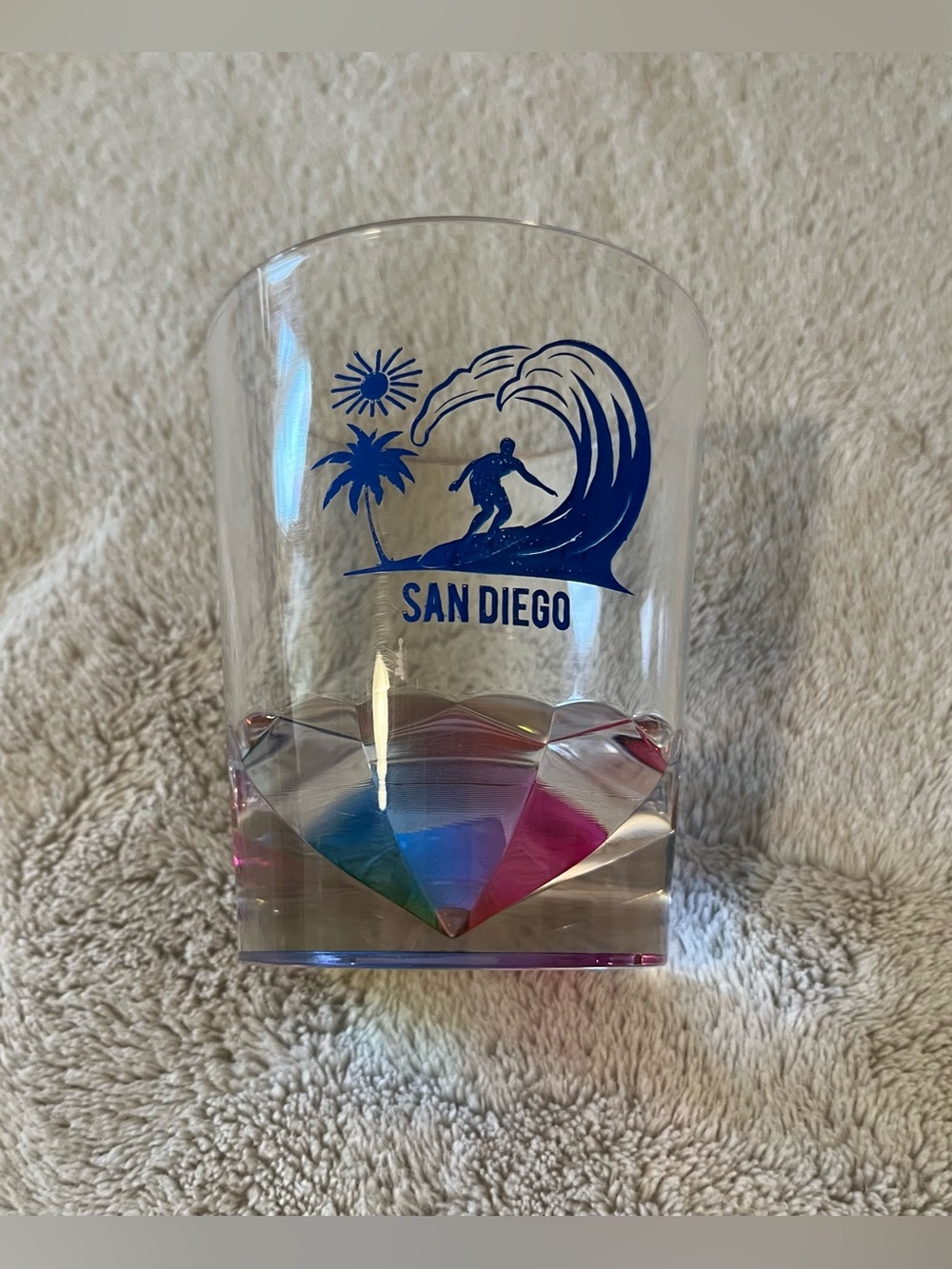 NWOT San Diego Souvenir Rainbow Rainbow Diamond Acrylic Tumbler 12oz